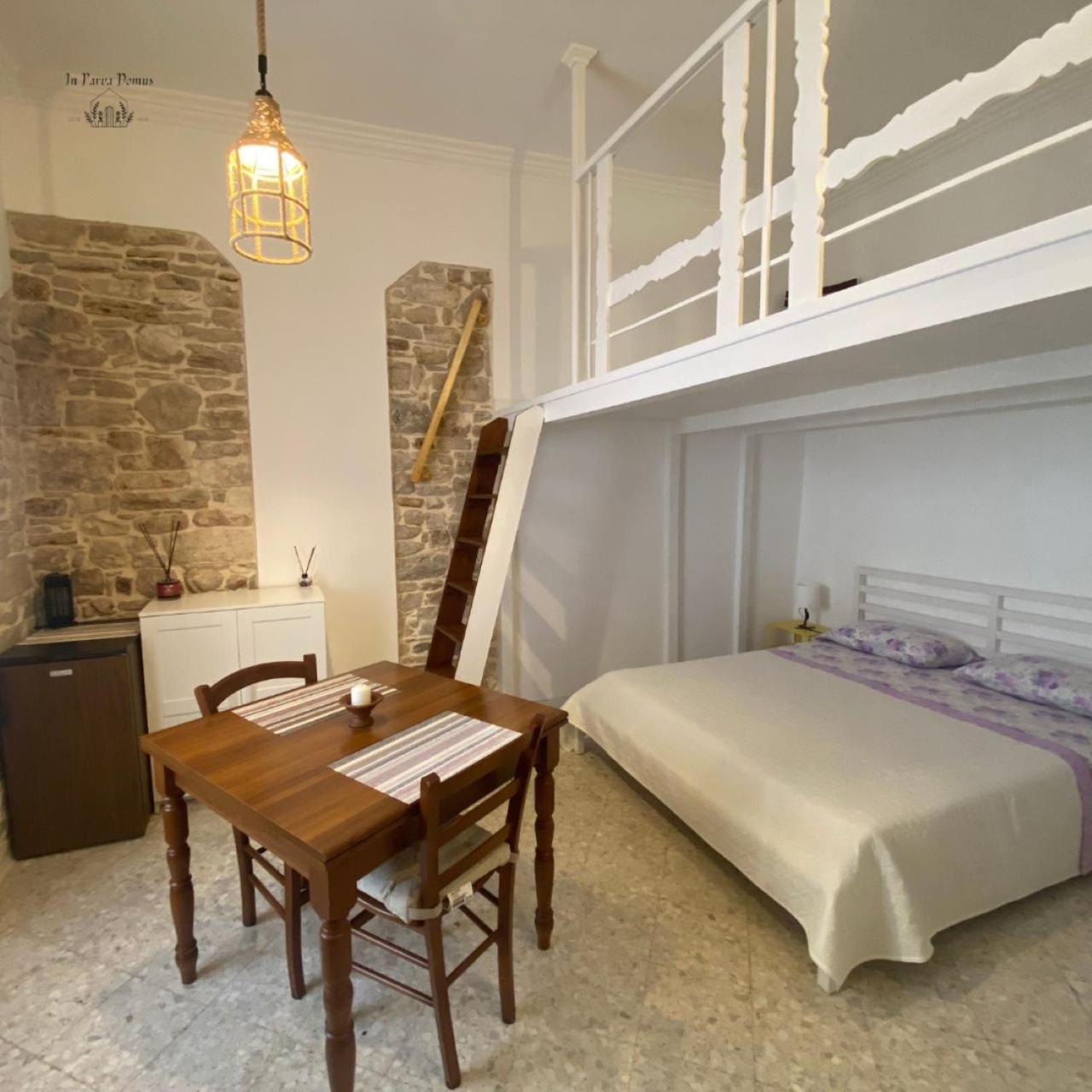 In Parva Domus Apartment Bitonto Bagian luar foto